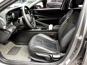 HYUNDAI Avante - Vista 6