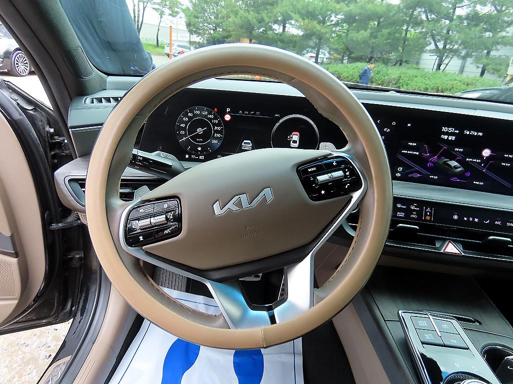 KIA K8 - Vista 8