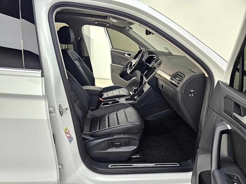 Volkswagen Tiguan - Vista 11
