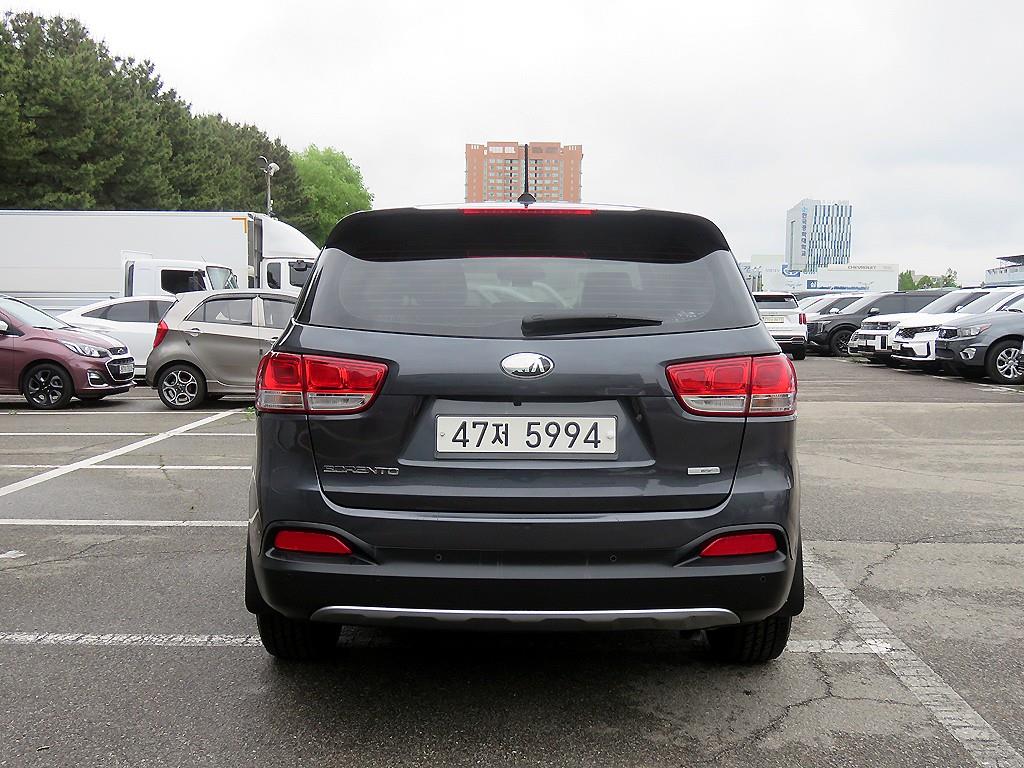 KIA Sorento - Vista 3