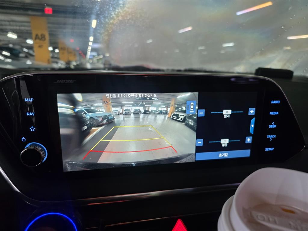 HYUNDAI Sonata - Vista 10