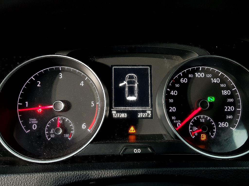 Volkswagen Golf - Vista 7