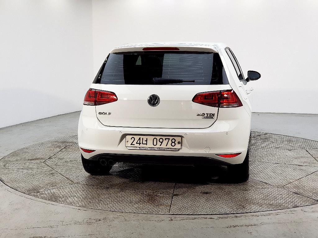 Volkswagen Golf - Vista 3