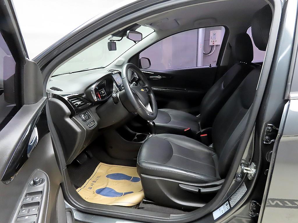 Chevrolet Spark - Vista 5