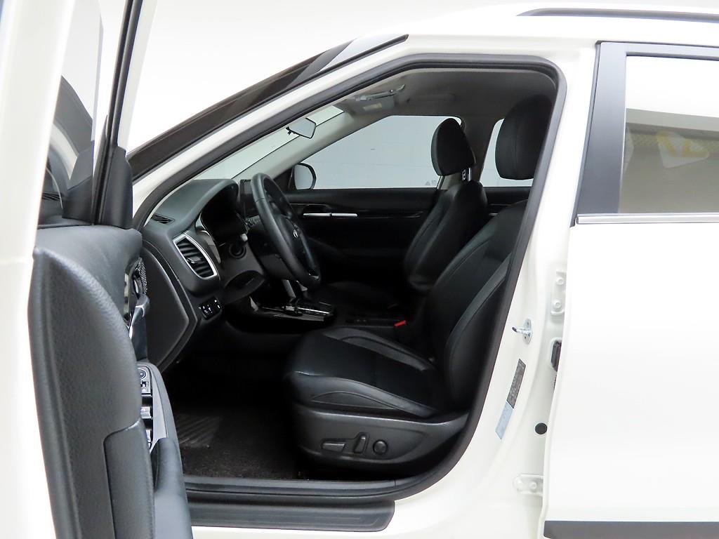KIA Seltos - Vista 12