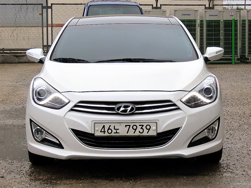 HYUNDAI i40 2014 Blanco - Importación desde Corea - HF Imports Iquique - Foto 1