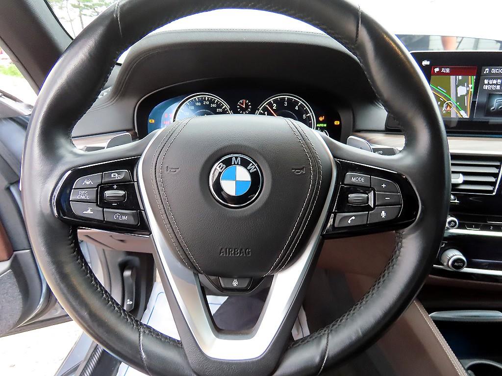 BMW 5 Series - Vista 8