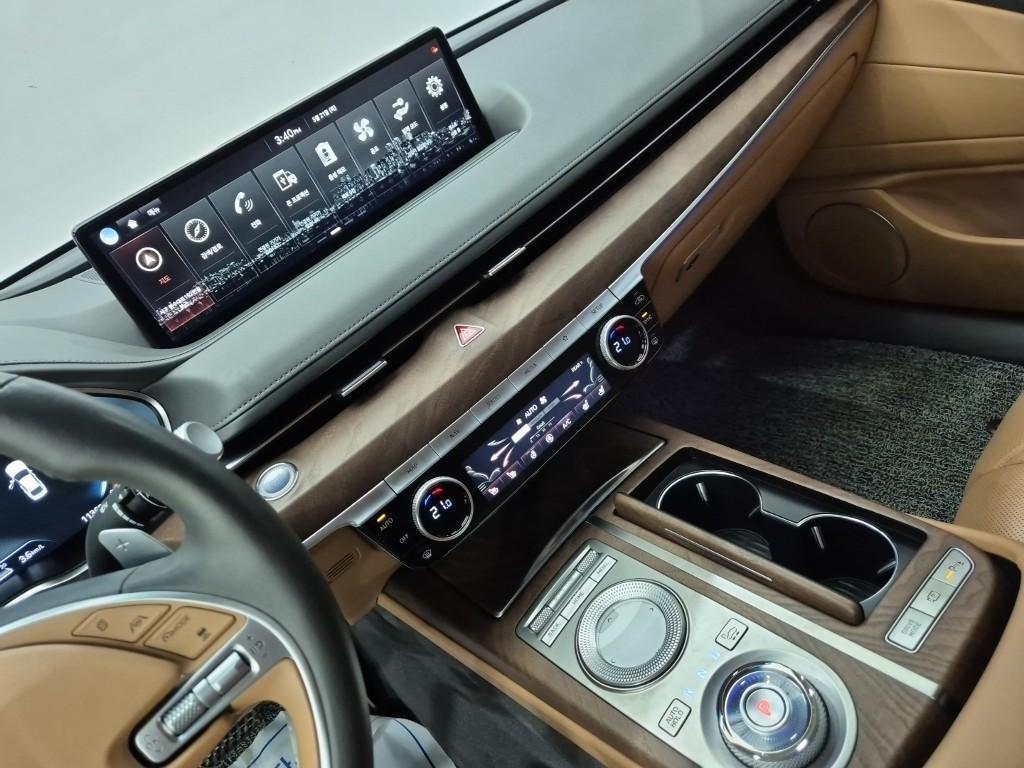 Genesis G80 - Vista 11