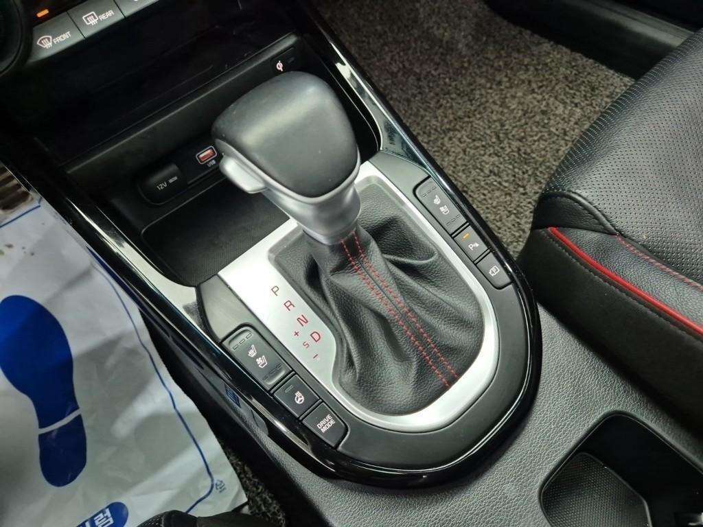 KIA K3 - Vista 8