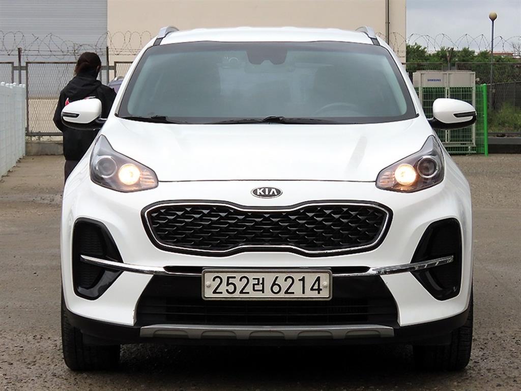KIA Sportage 2020 Blanco - Importación desde Corea - HF Imports Iquique - Foto 1