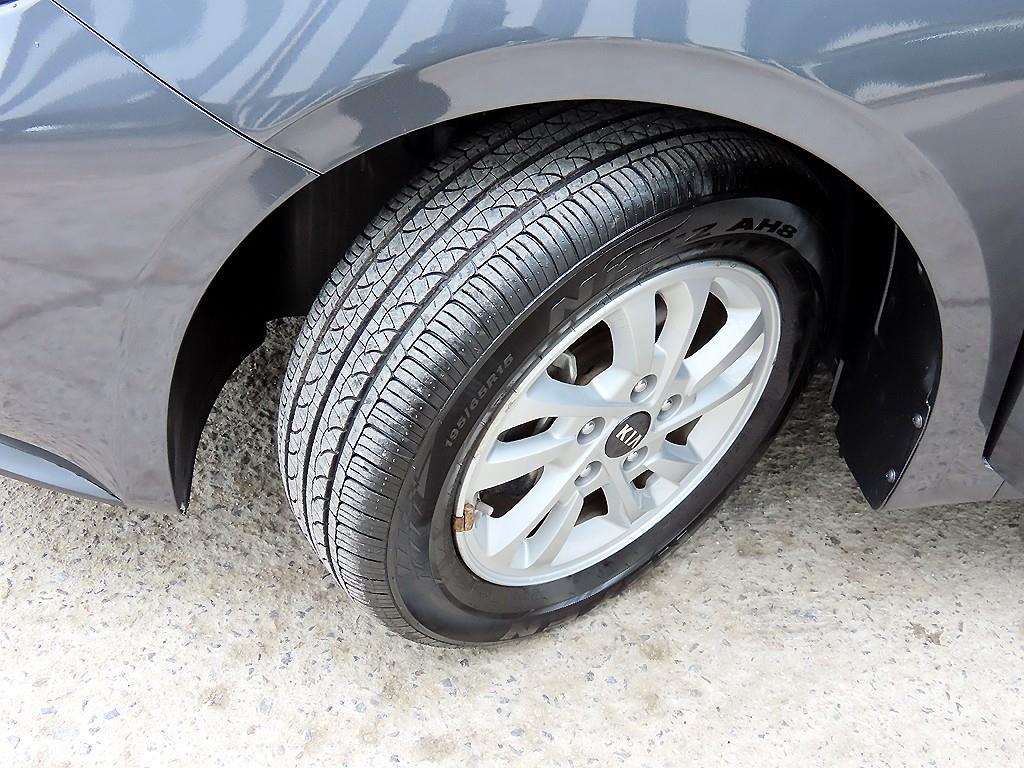 KIA K3 2019 Gris - Importación desde Corea - HF Imports Iquique - Foto 18
