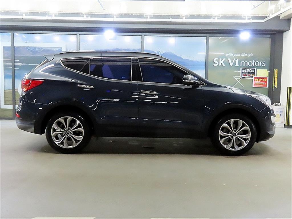 HYUNDAI Santa Fe - Vista 3