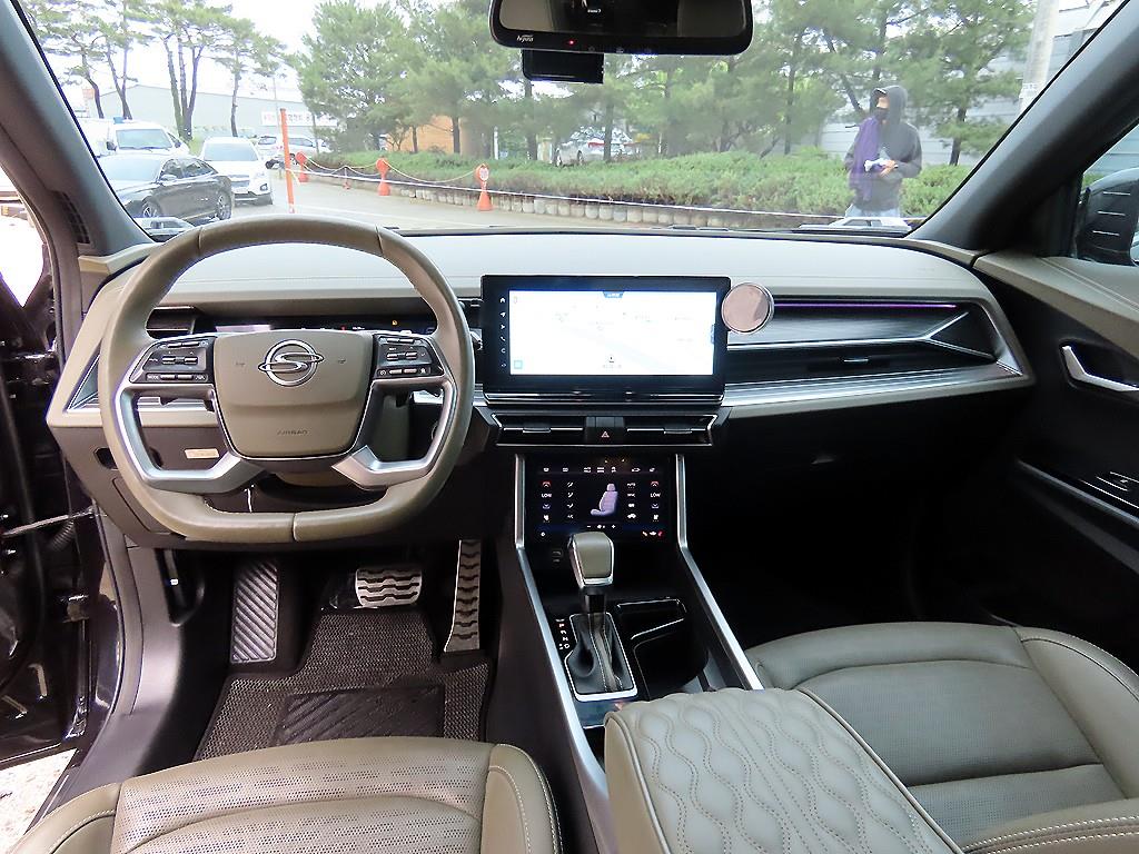 Ssangyong Torres - Vista 7