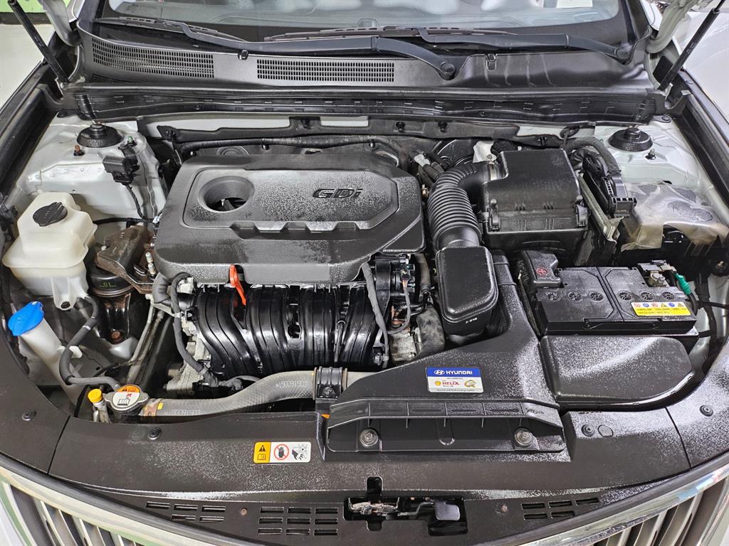 HYUNDAI Grandeur 2016 Plateado - Importación desde Corea - HF Imports Iquique - Foto 18