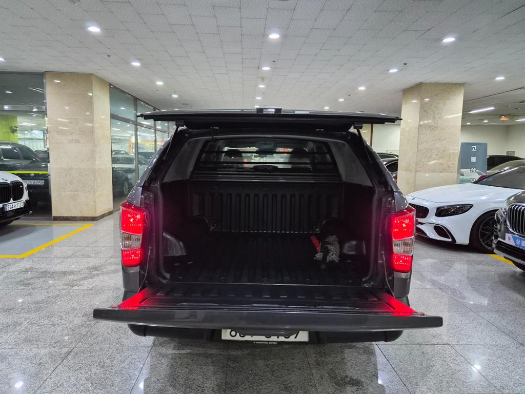Ssangyong Rexton - Vista 5