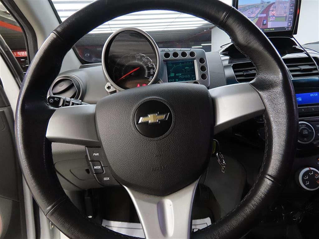 Chevrolet Spark - Vista 8