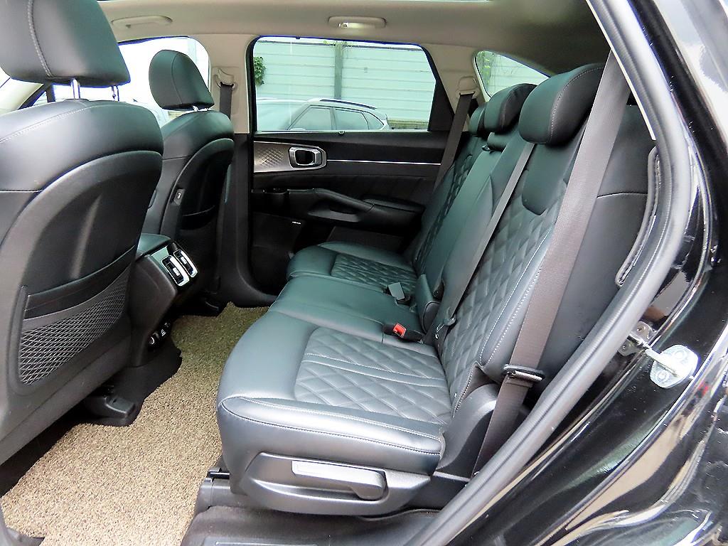KIA Sorento - Vista 6