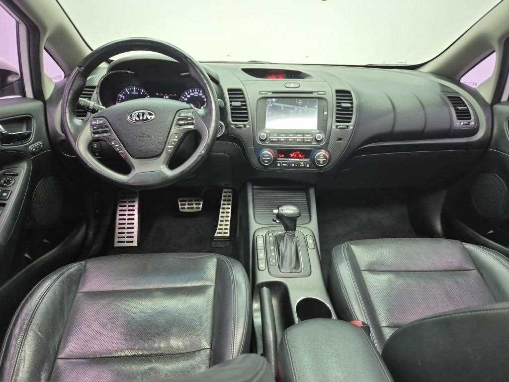 KIA K3 - Vista 7