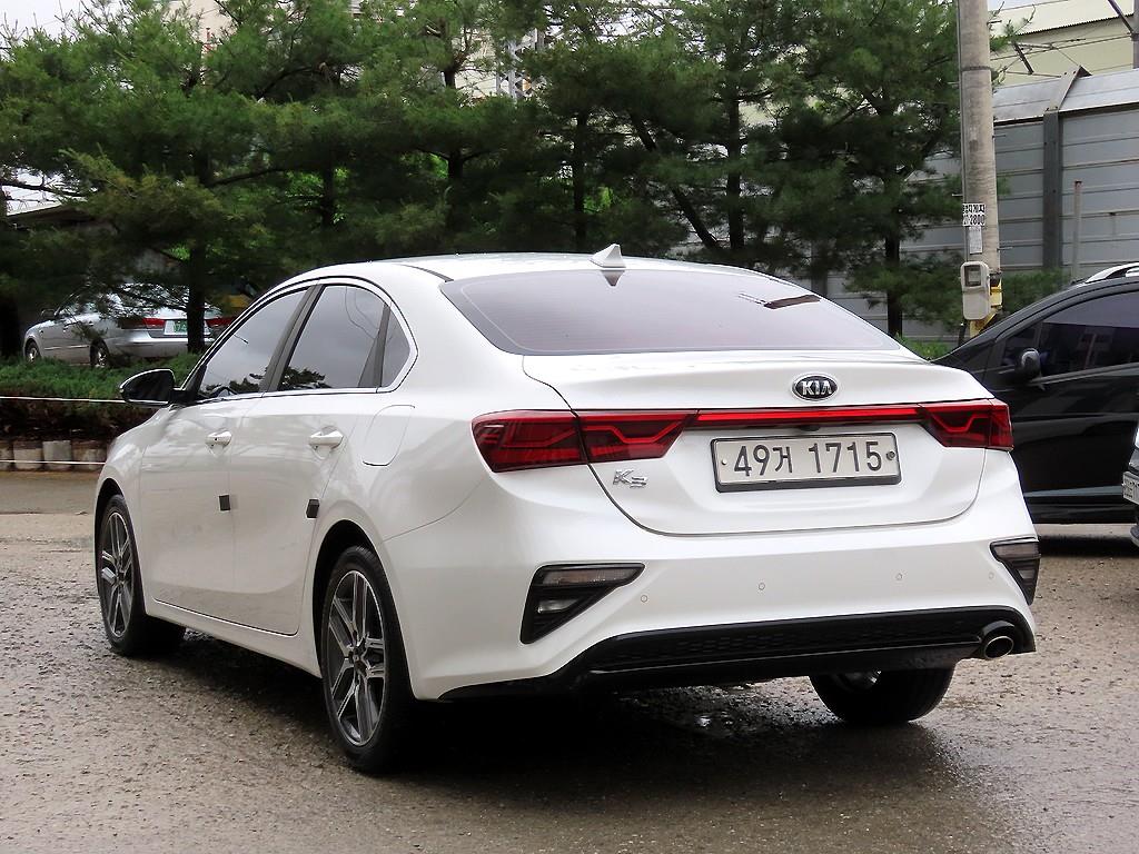 KIA K3 - Vista 3