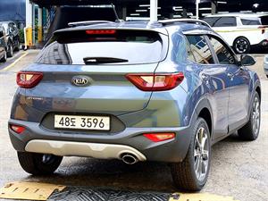 KIA Stonic - Vista 8