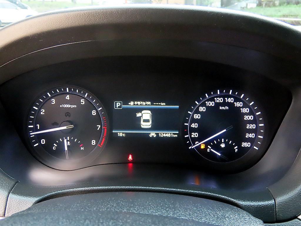 Genesis G80 - Vista 9