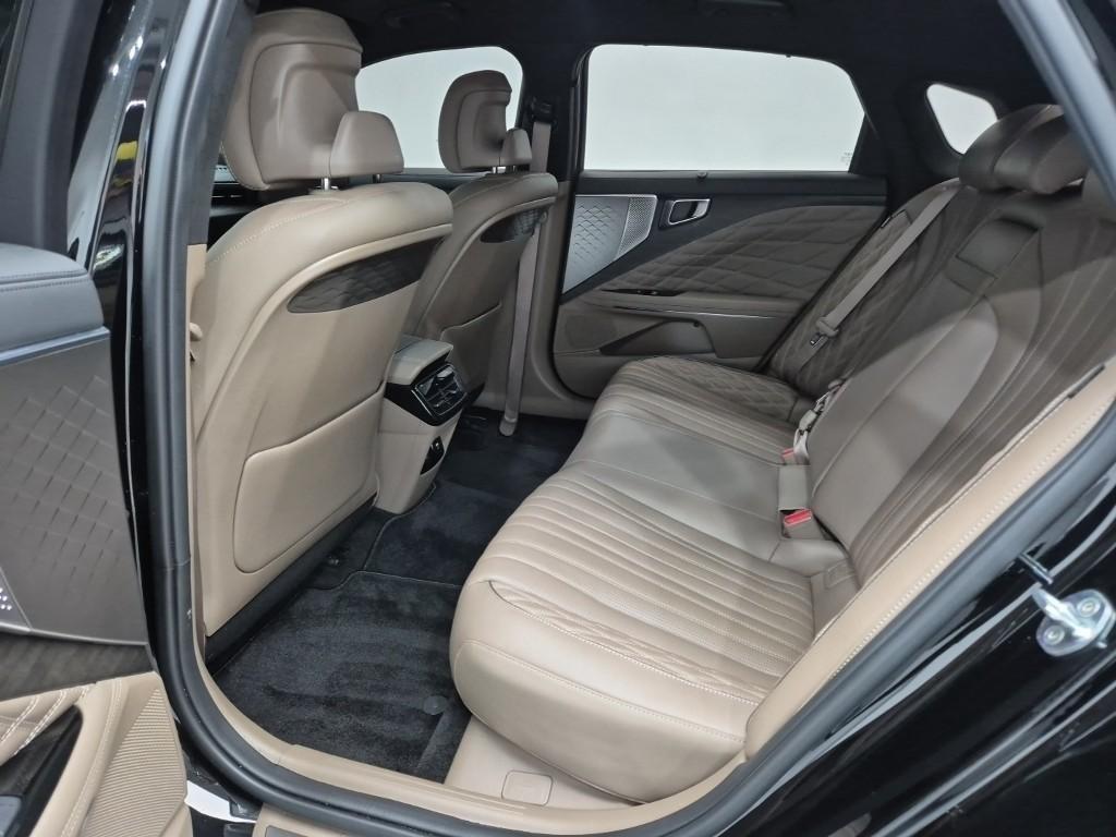 KIA K8 - Vista 12