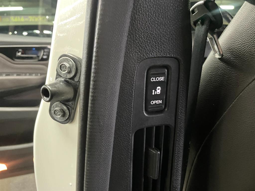 Honda Odyssey 2018 Blanco - Importación desde Corea - HF Imports Iquique - Foto 18