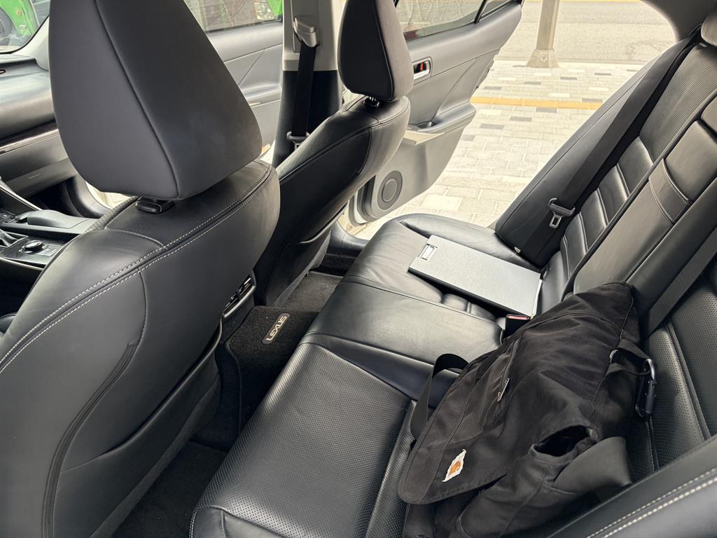 Lexus IS - Vista 3