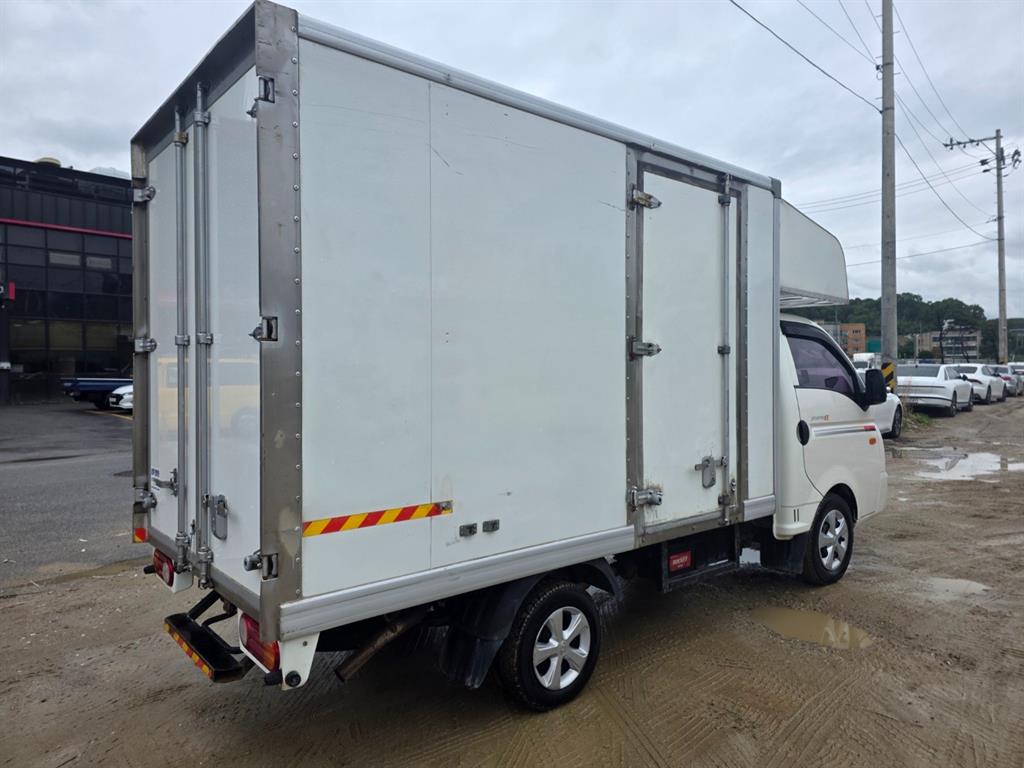 Small Truck Cargo (small) - Vista 5