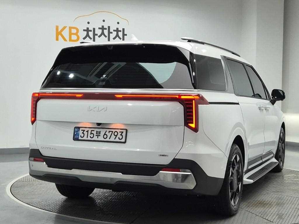KIA Carnival - Vista 3