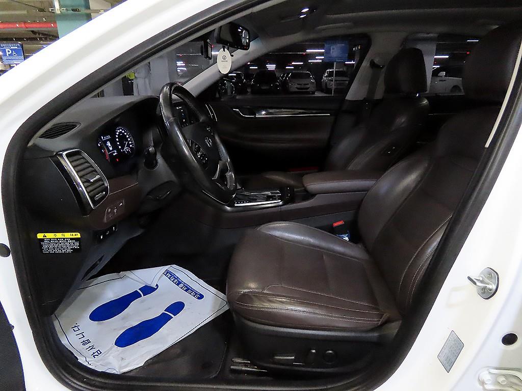 HYUNDAI Grandeur - Vista 6