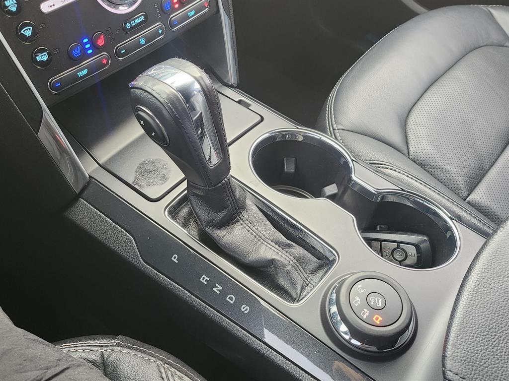 Ford Explorer - Vista 12