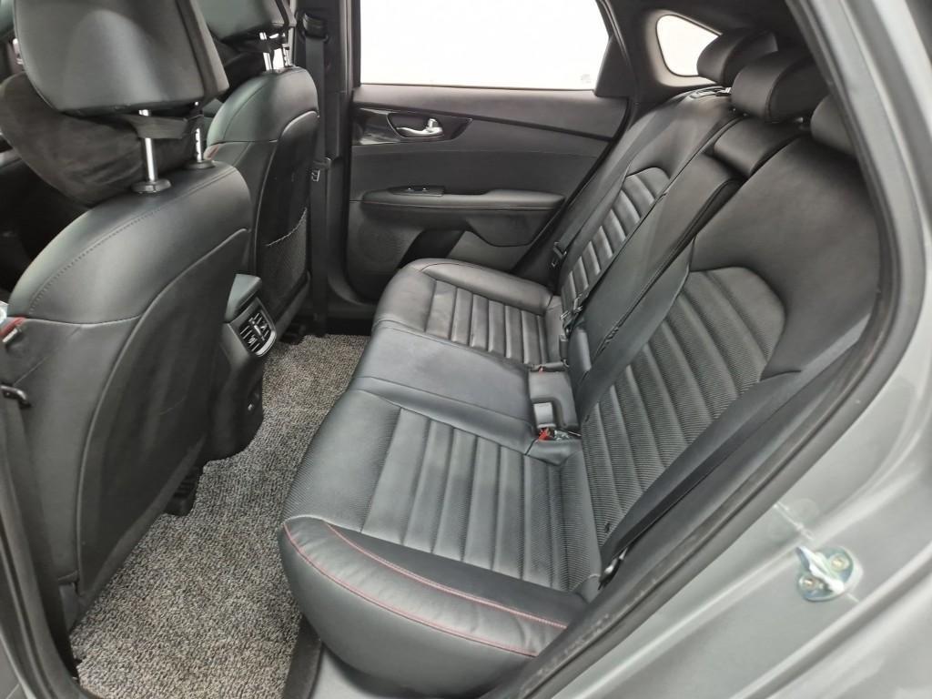 KIA K3 - Vista 12