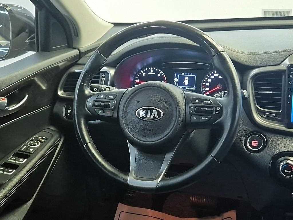 KIA Sorento - Vista 9