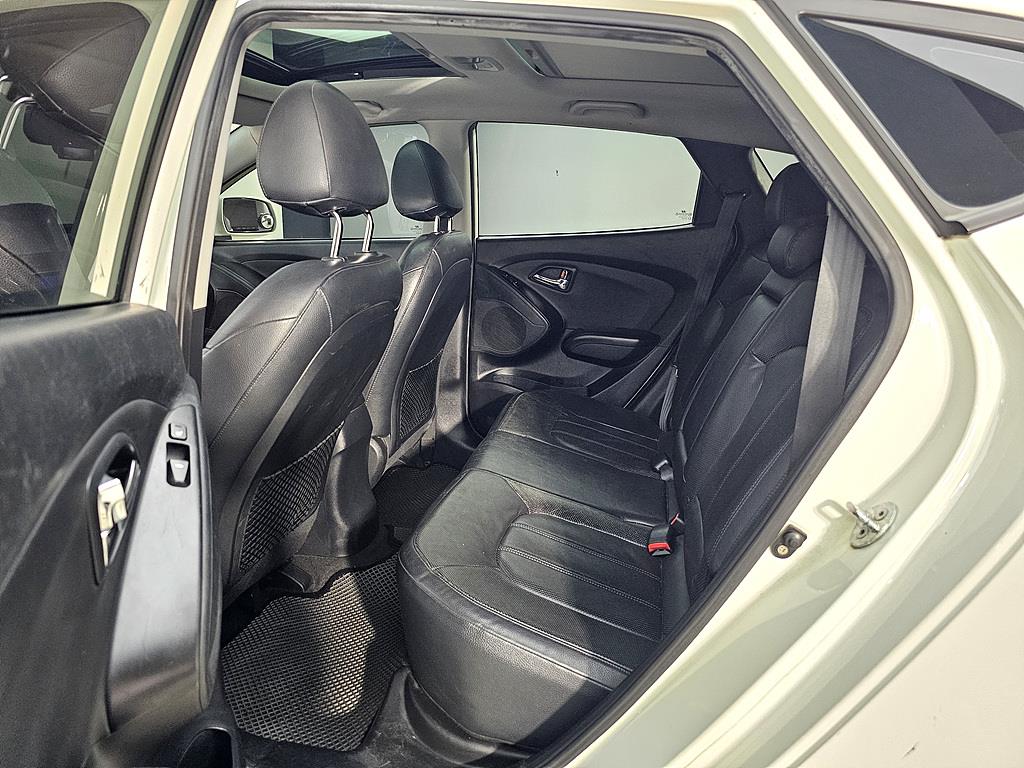 HYUNDAI Tucson - Vista 9