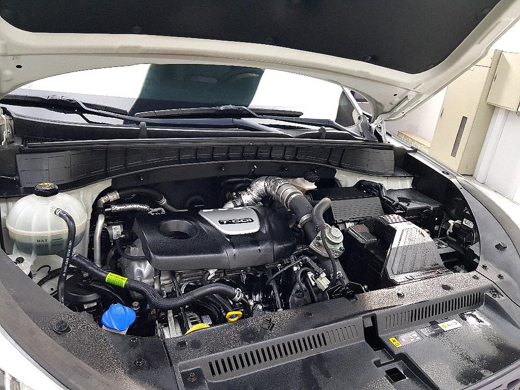 HYUNDAI Tucson - Vista 5