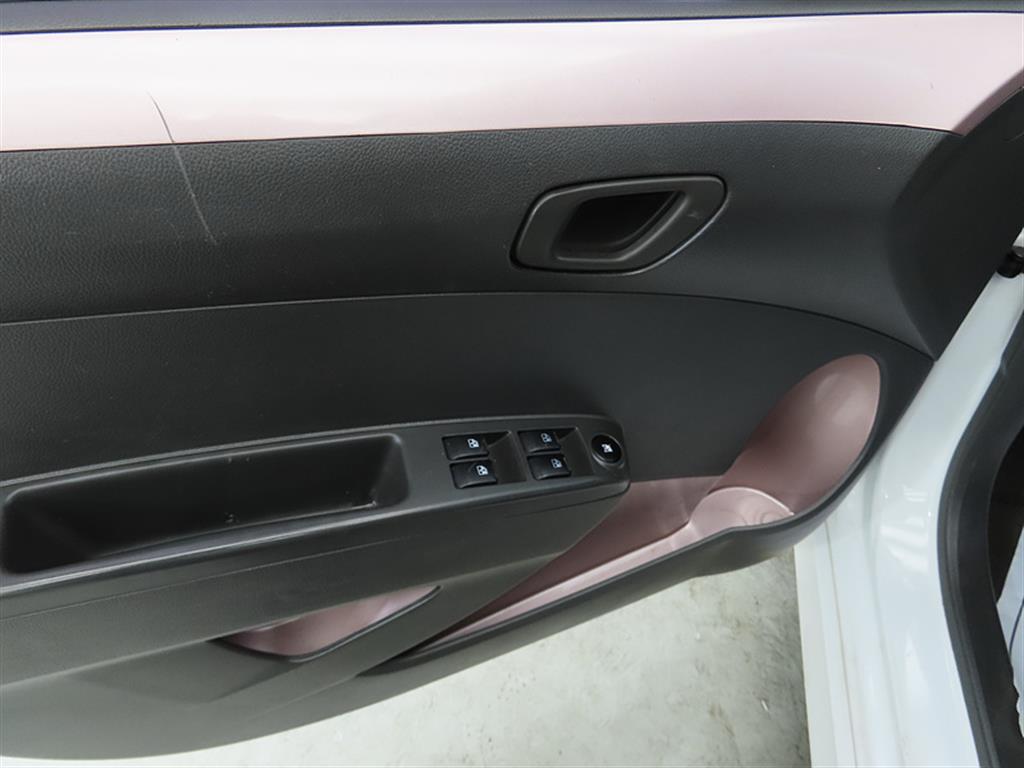 Chevrolet Spark - Vista 11
