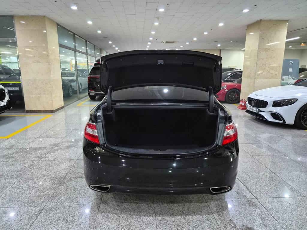 HYUNDAI Grandeur - Vista 5