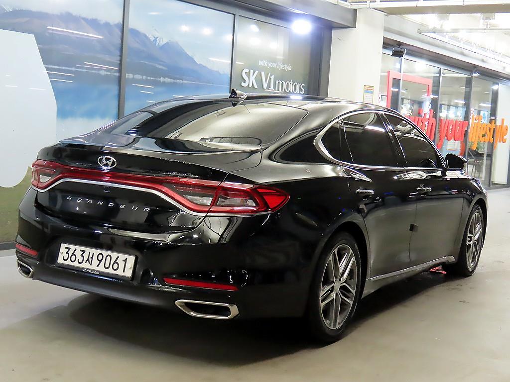 HYUNDAI Grandeur - Vista 4