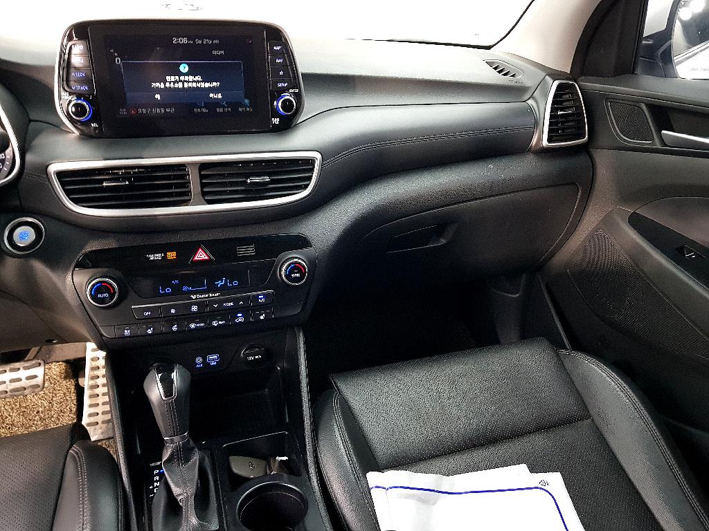 HYUNDAI Tucson - Vista 10