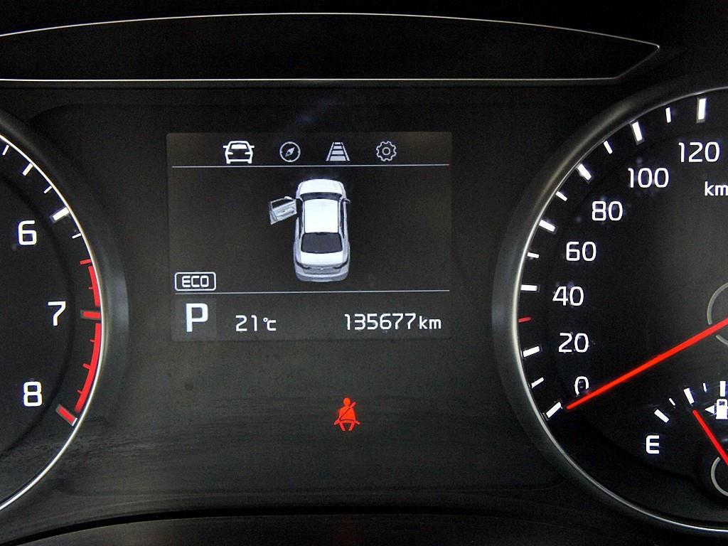 KIA K7 2018 Blanco - Importación desde Corea - HF Imports Iquique - Foto 9