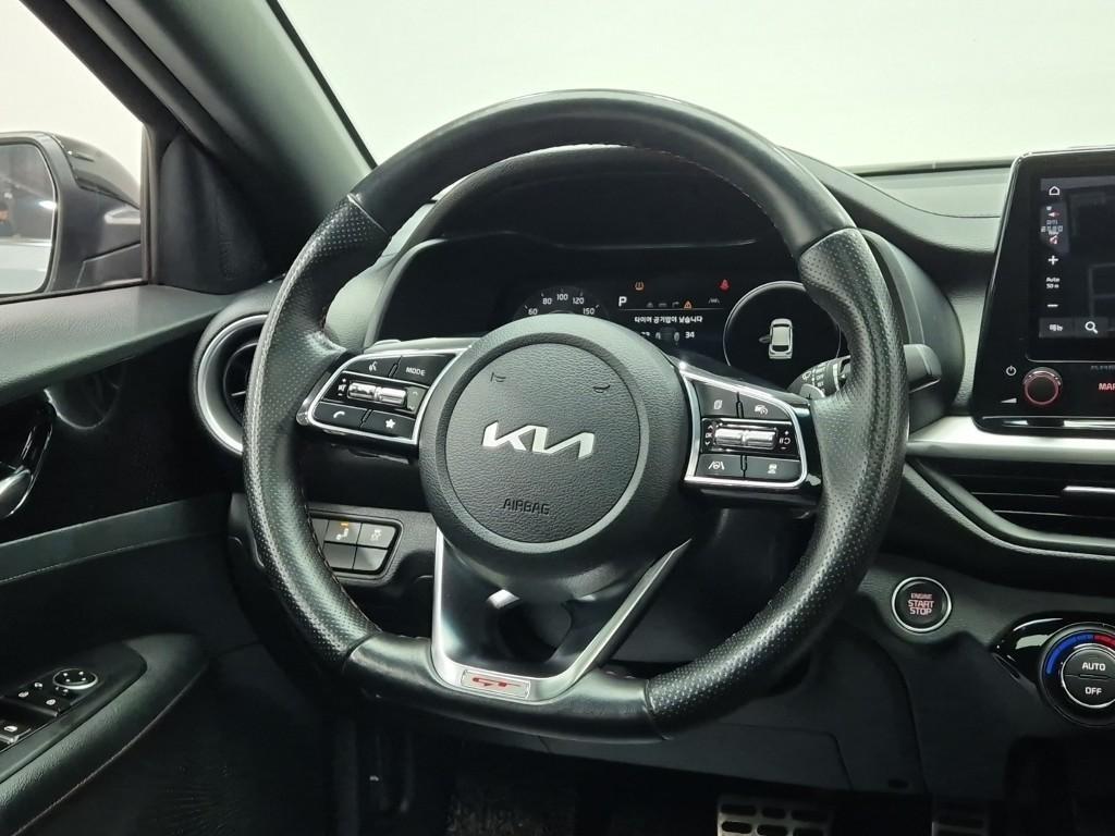KIA K3 - Vista 9