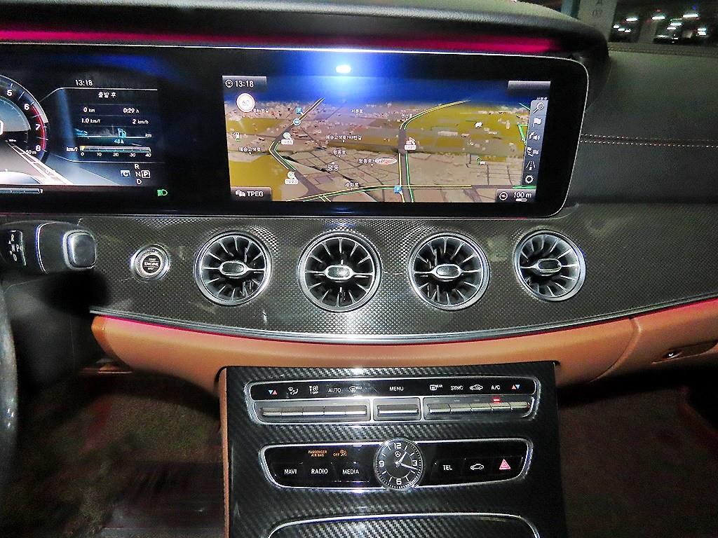 Mercedes Benz E class - Vista 11