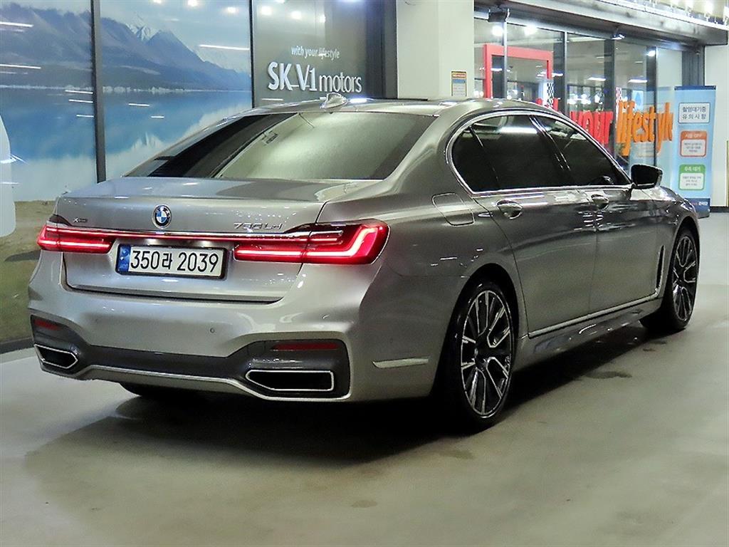 BMW 7 Series - Vista 4