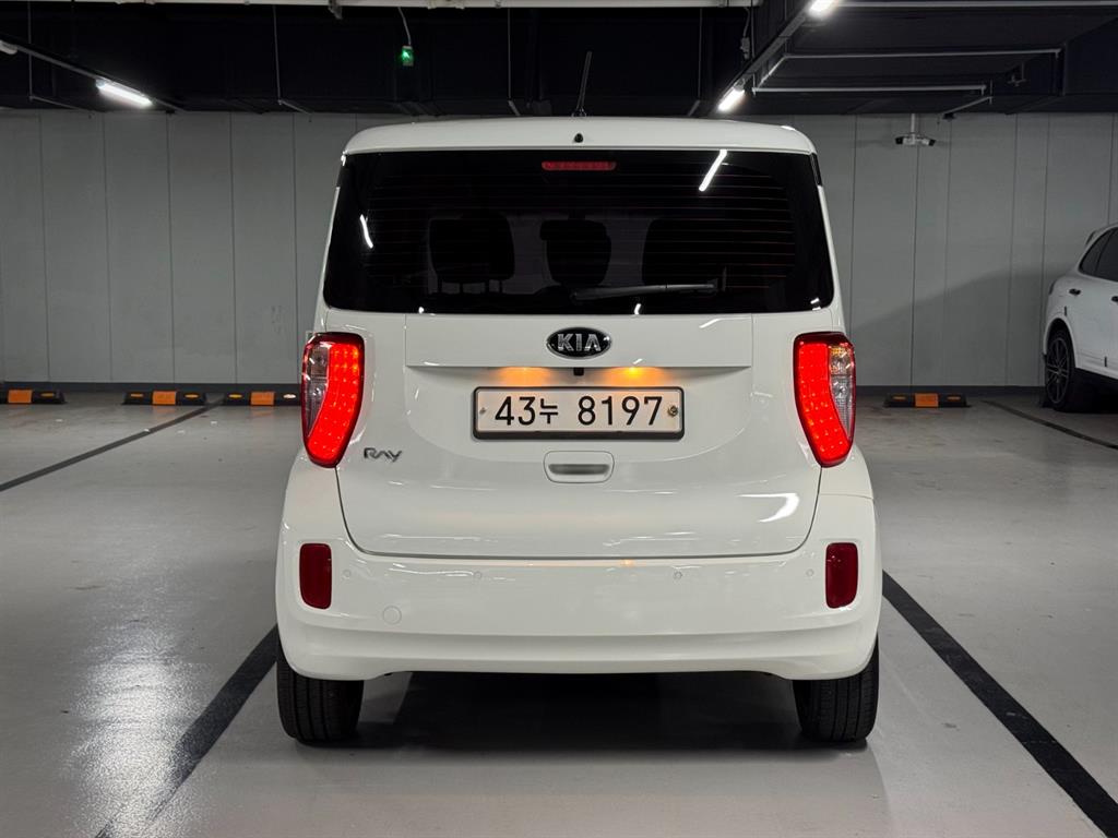 KIA Ray - Vista 4