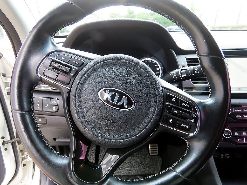 KIA Niro - Vista 8