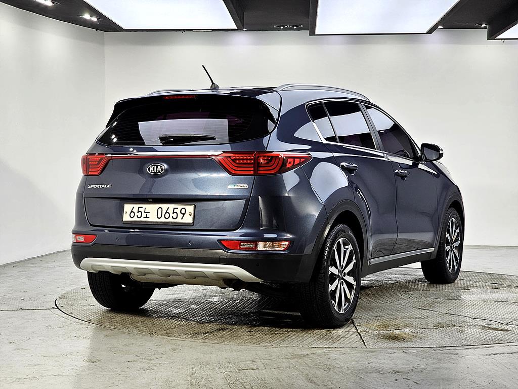 KIA Sportage - Vista 4