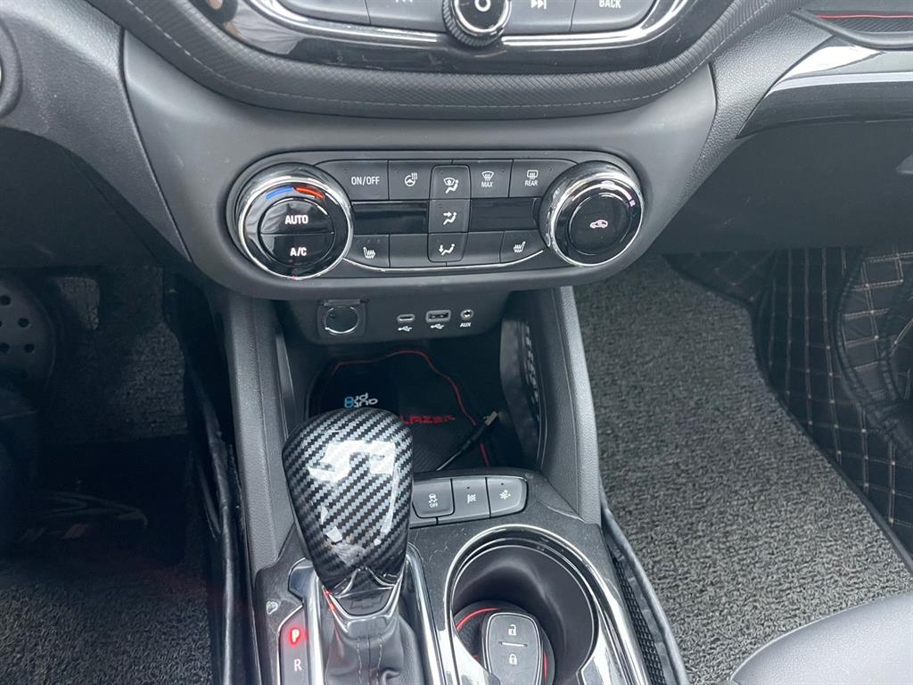 Chevrolet Trail Blazer - Vista 12