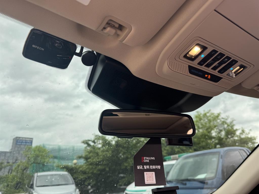Ford Explorer - Vista 11