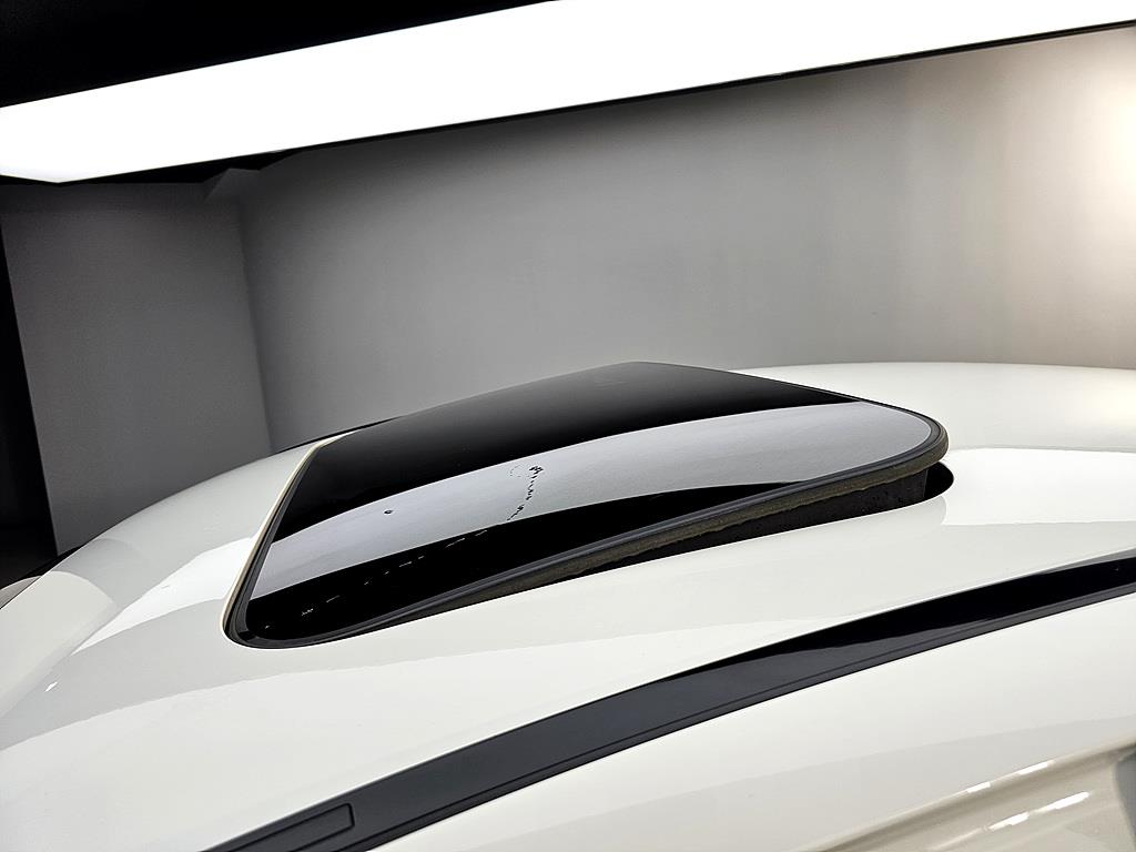 Mercedes Benz E class - Vista 11